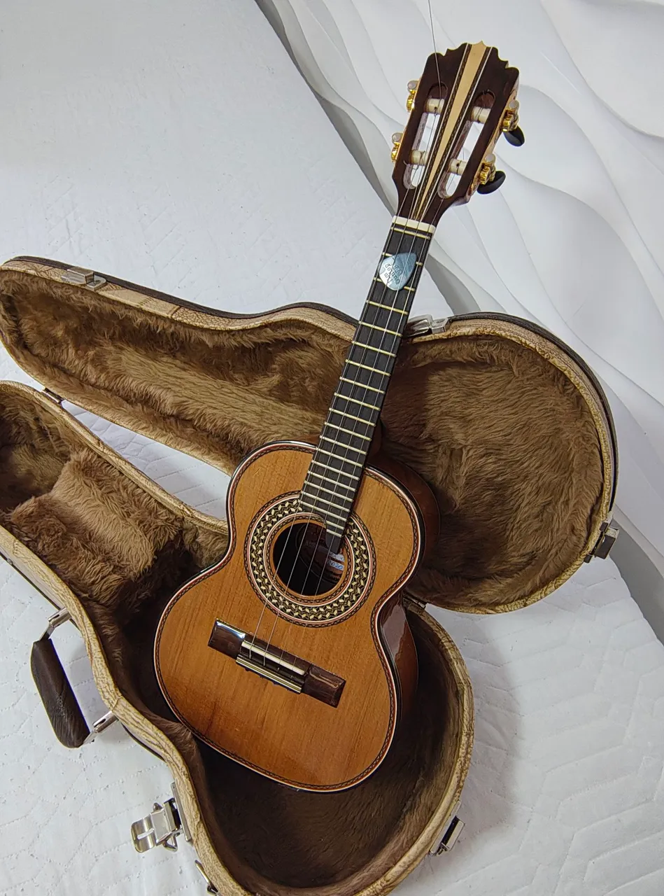Cavaquinho Luthier Baiano