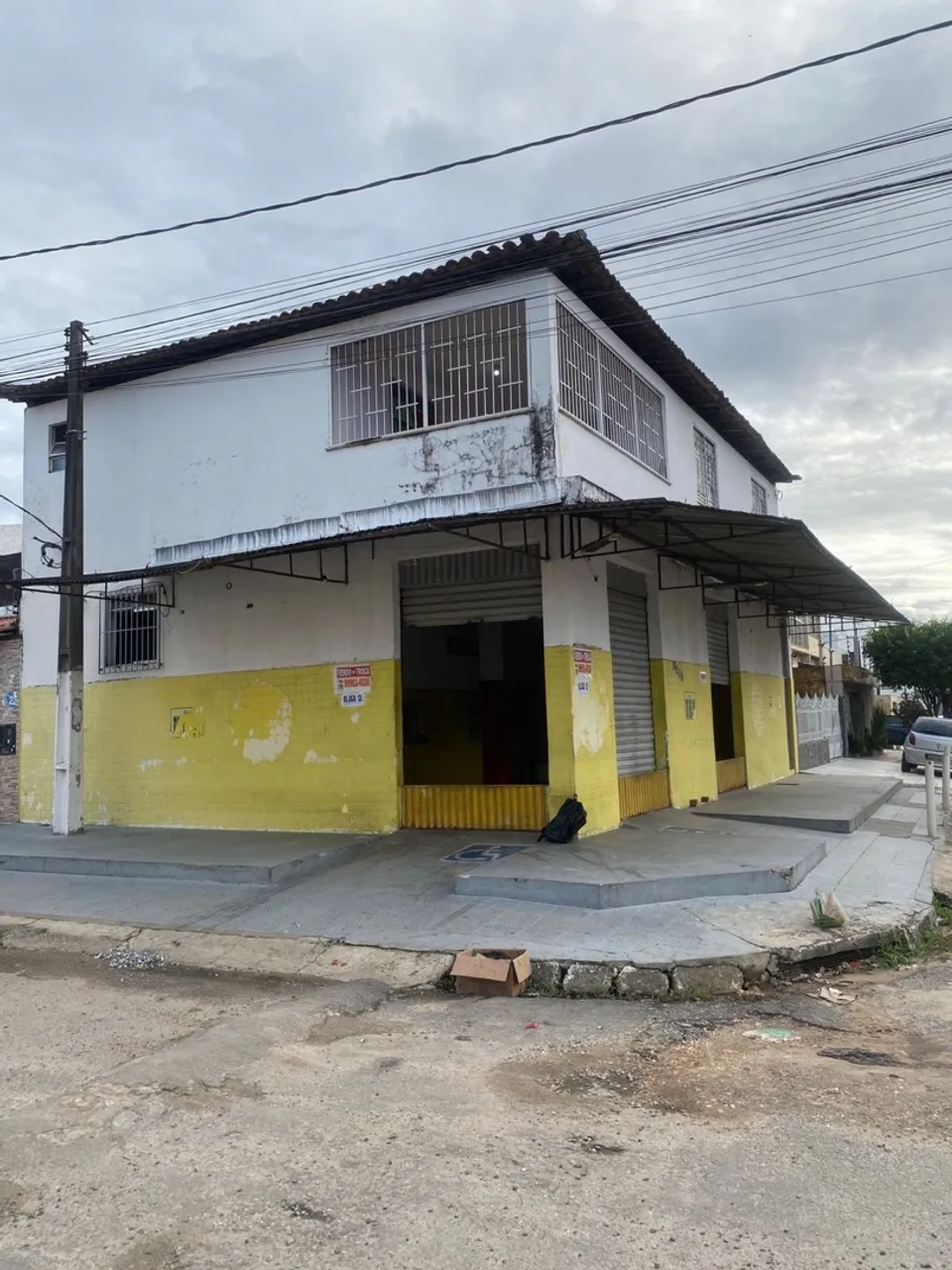 ALUGO PRÉDIO COMERCIAL