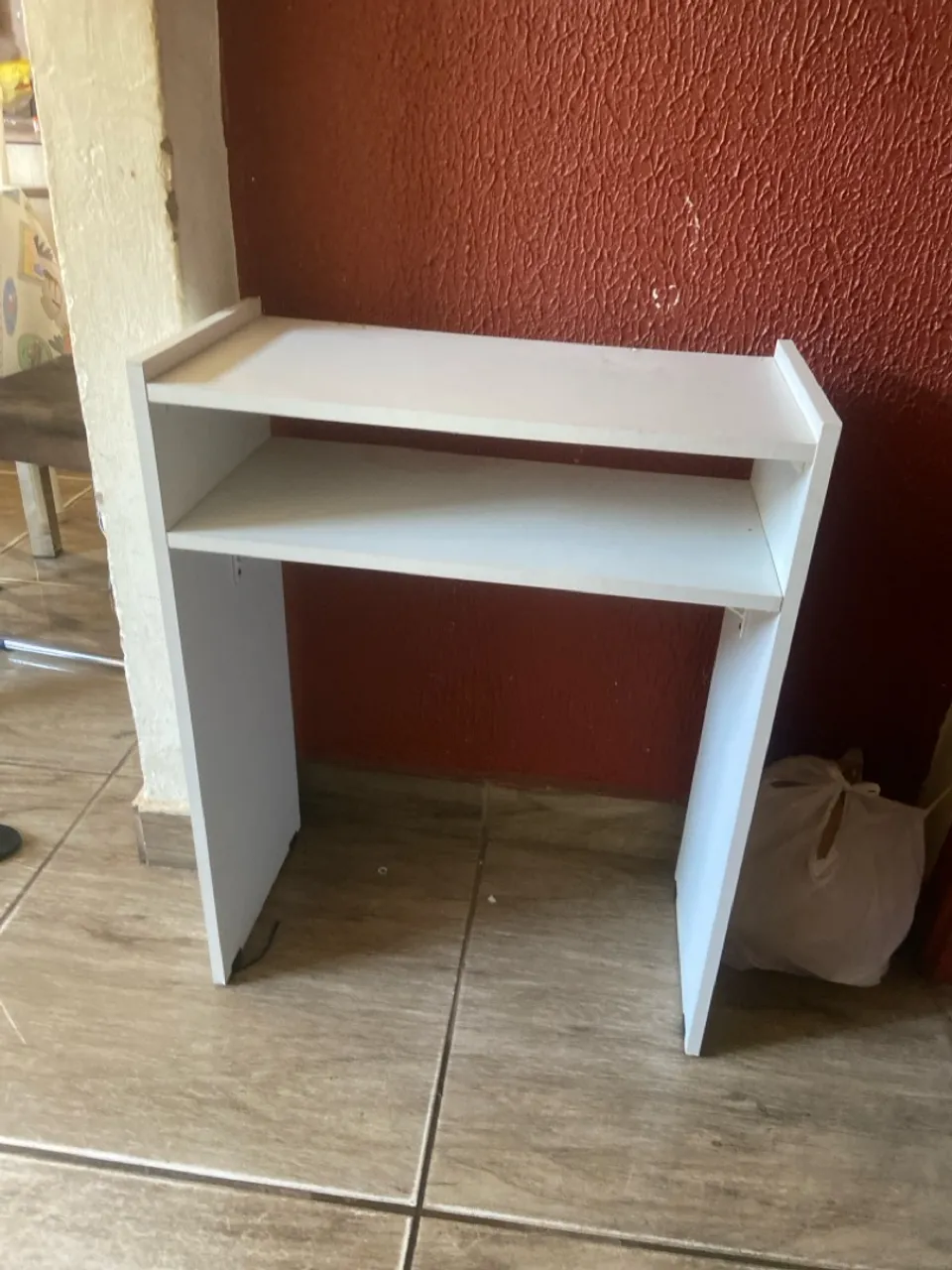Cômoda estilo escrivaninha