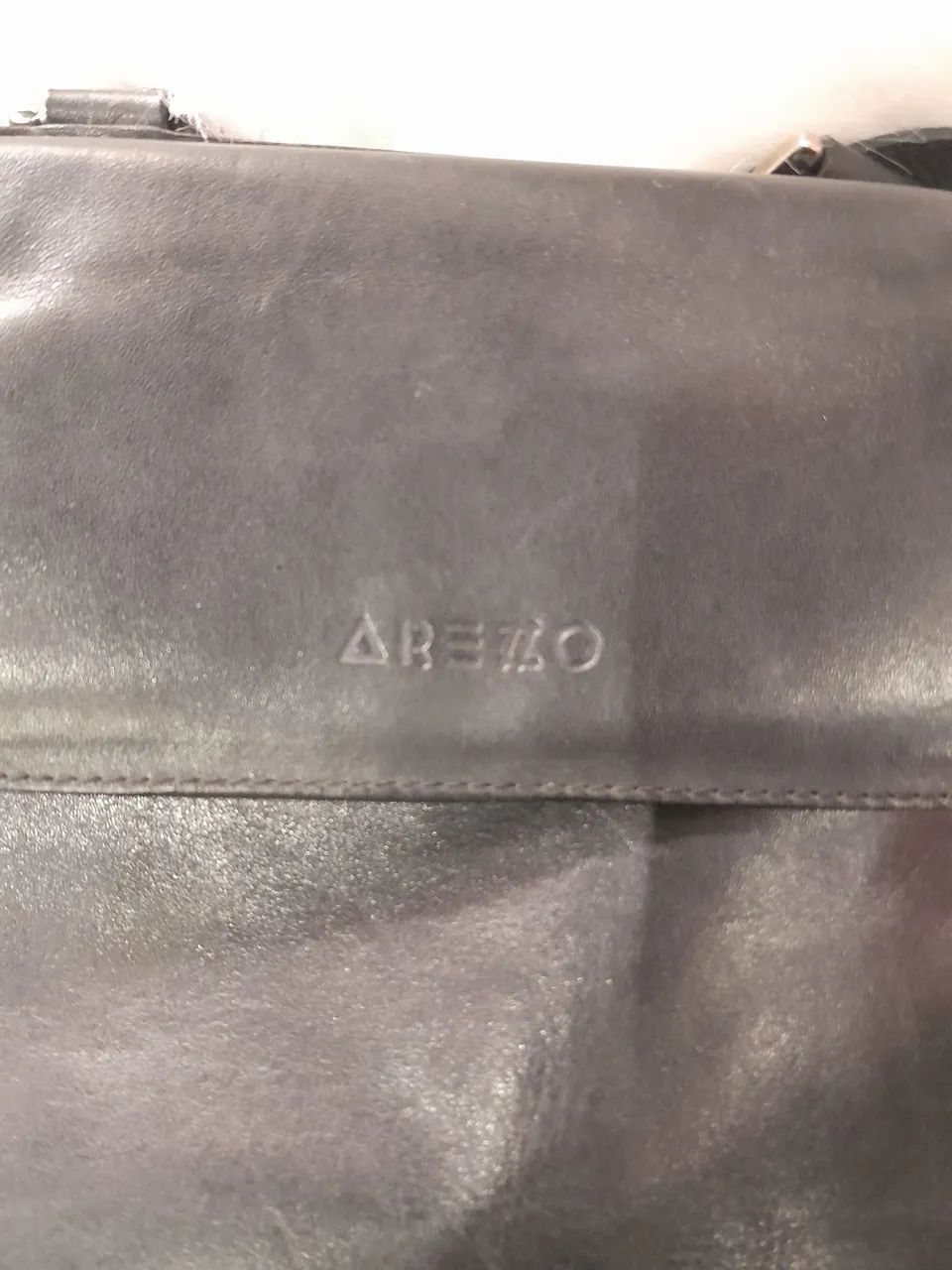 Bolsa de Ombro Arezzo Preta - Foto 4