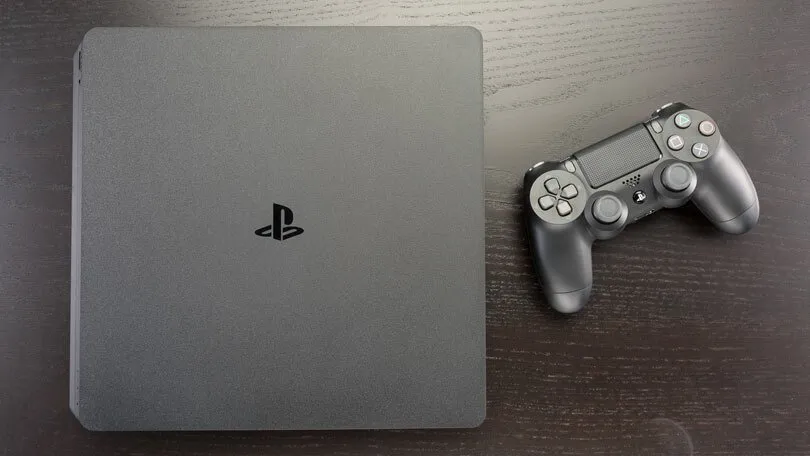 Ps4 Slim 1 Tera + 2 Controle + 3 jogos