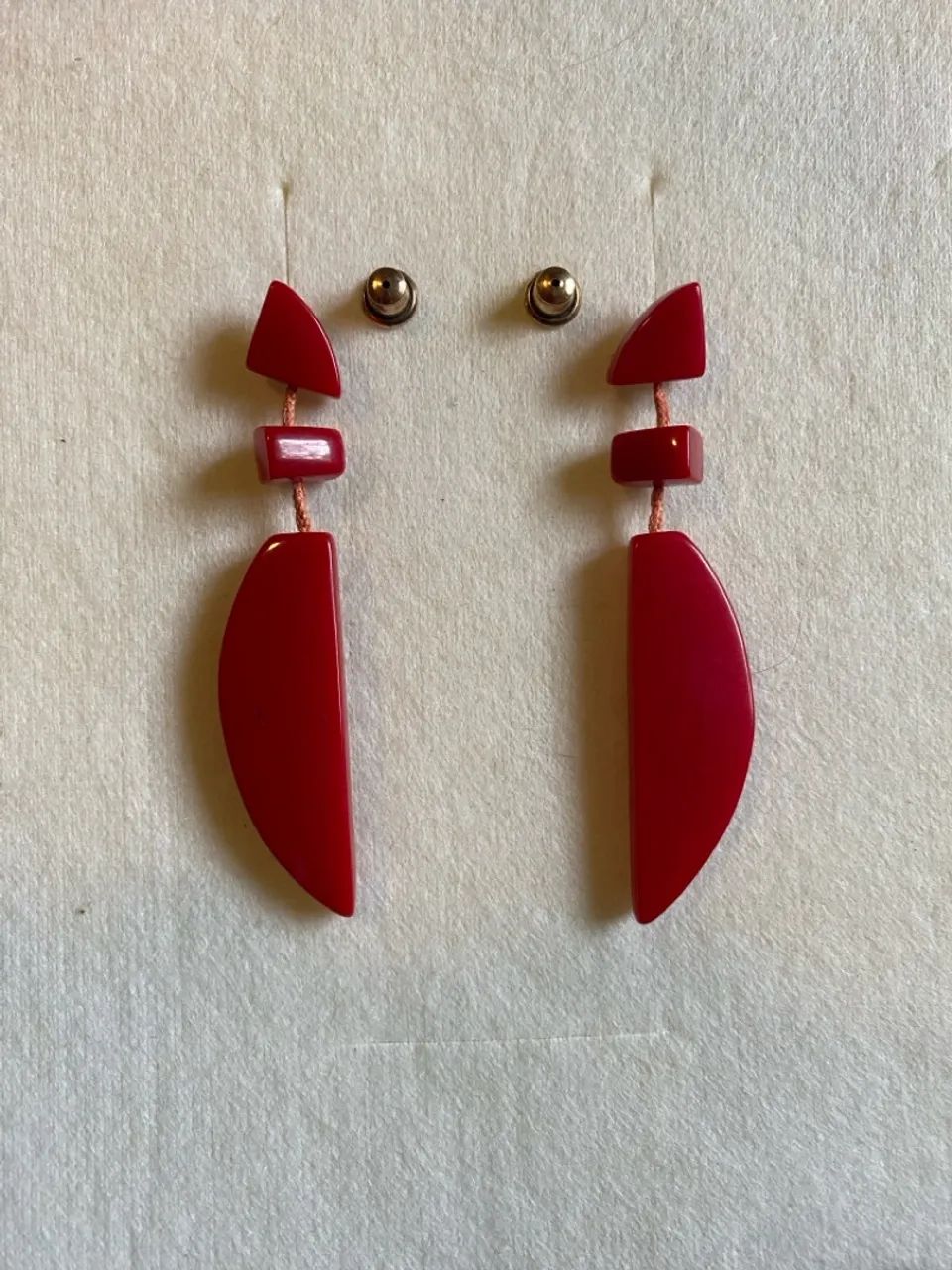 Brincos Vermelhos Geometricos - Foto 2