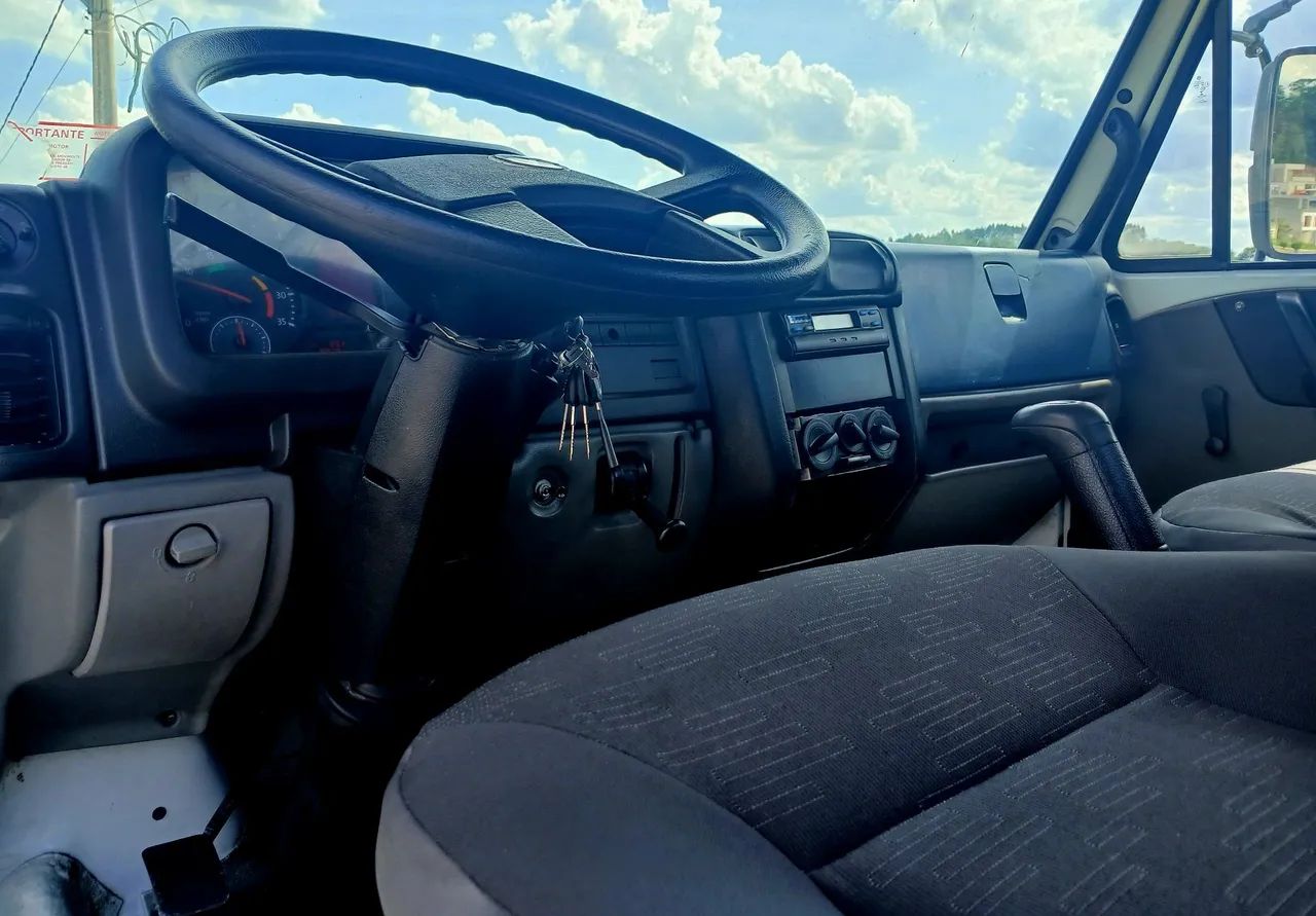 VW 10.160 2015 Truck - Foto 9