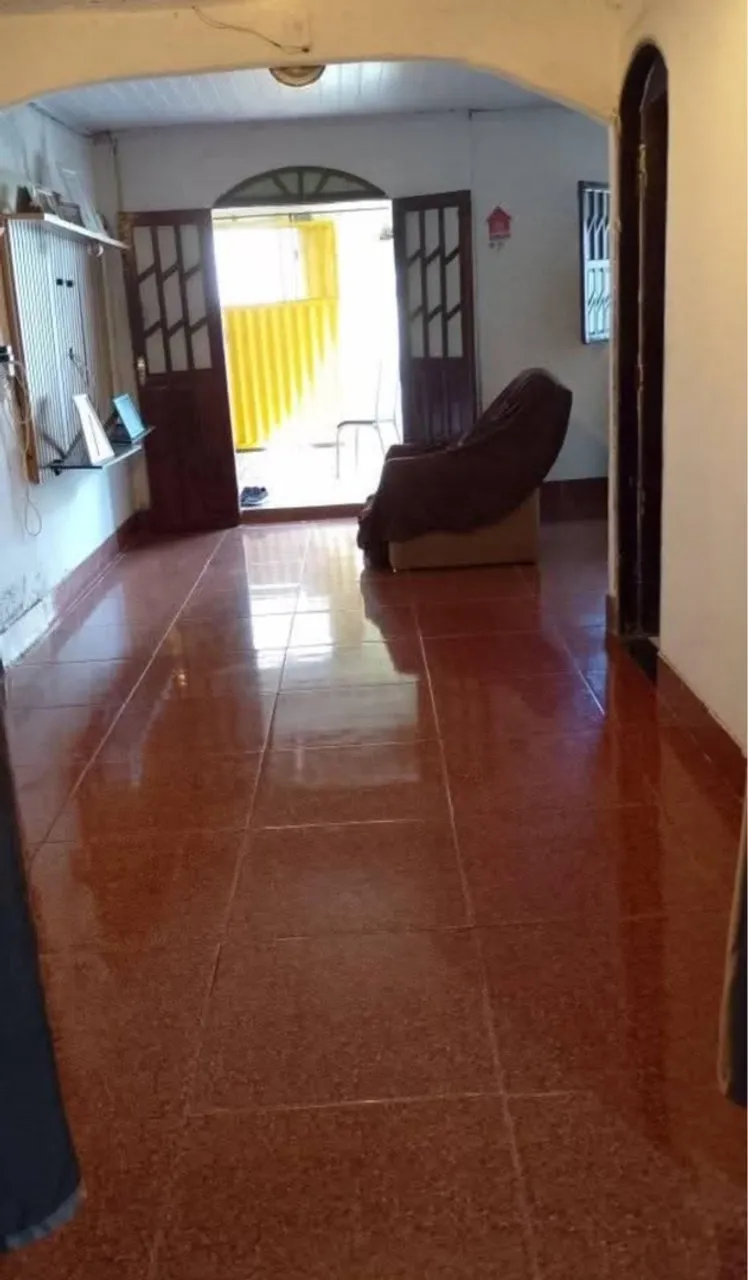 VENDE-SE CASA NA SACRAMENTA BS