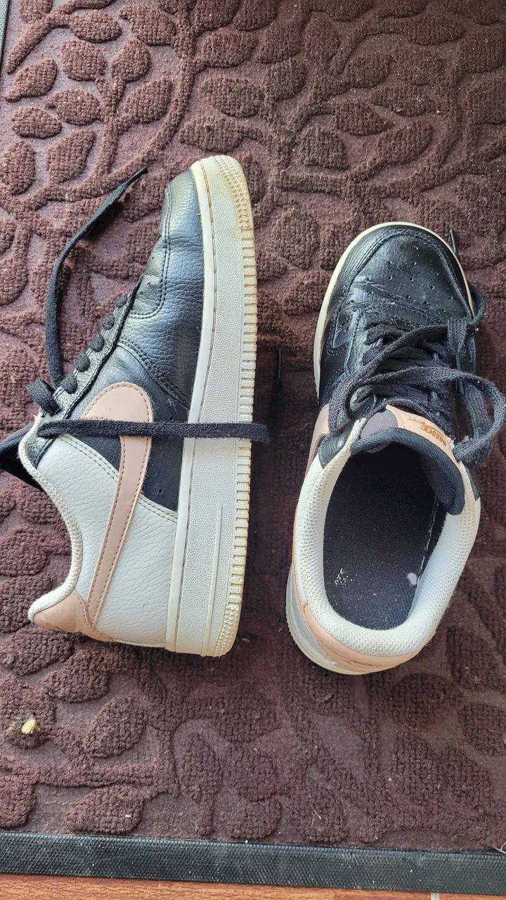 Tênis Nike original 35/36 - Foto 2