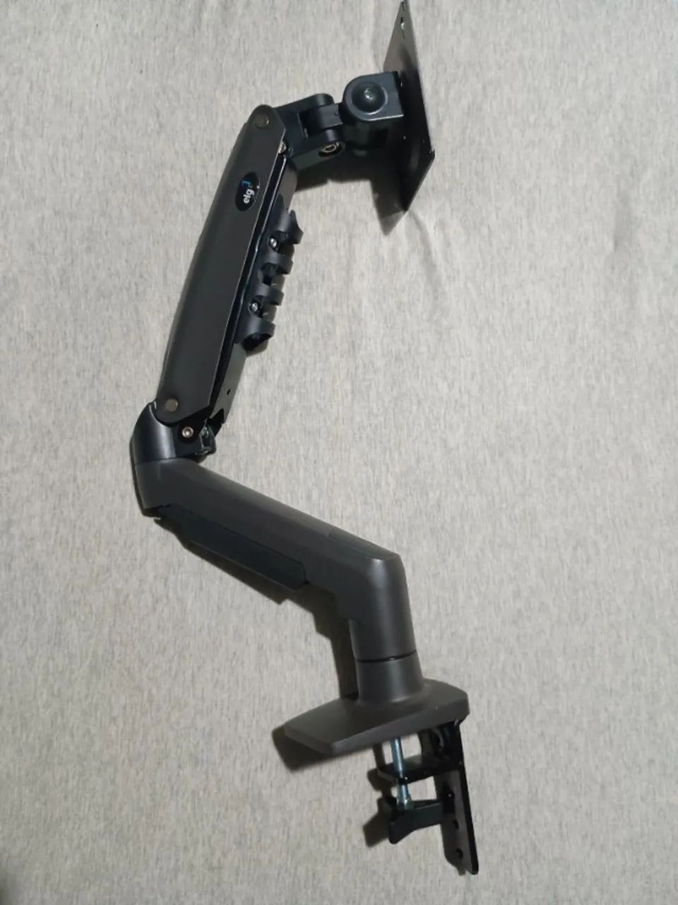 Suporte de Mesa Articulado para Monitores de 17" a 35" ELG - Foto 2