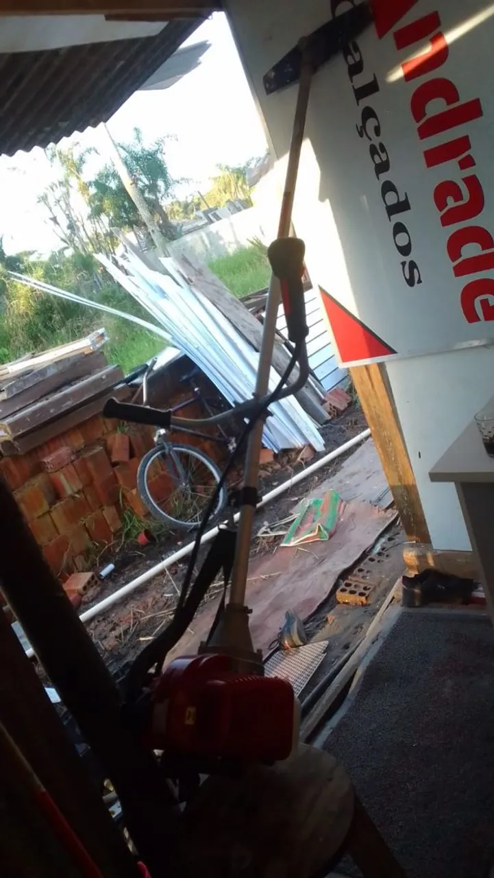Roçadeira a Gasolina