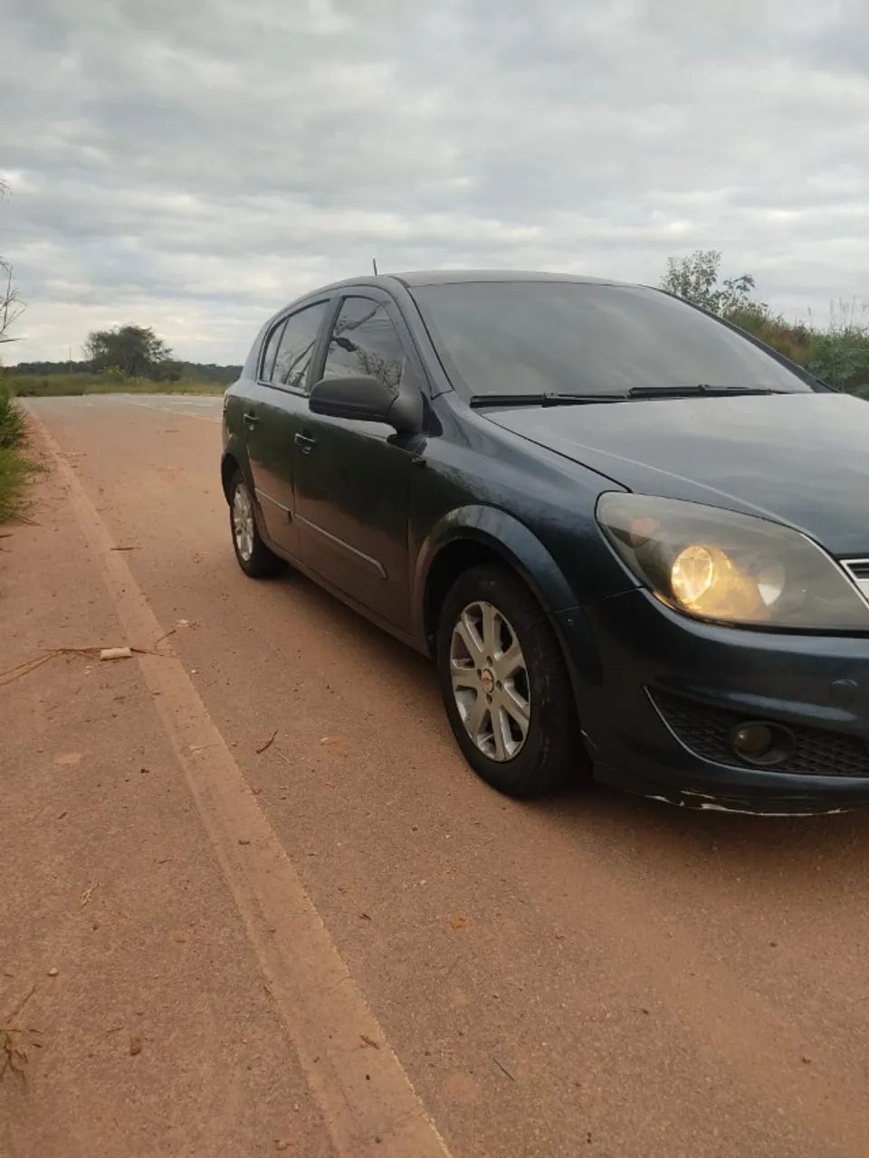 GM VECTRA GT HATCH COMPLETO - Foto 3