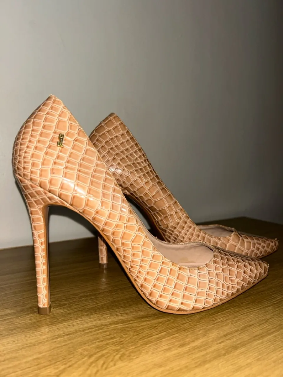 Scarpin Santa Lolla Croco