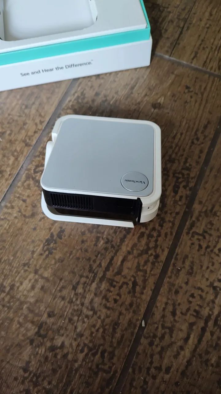 Projetor ViewSonic M1 mini - Cinema no seu bolso! - Foto 4