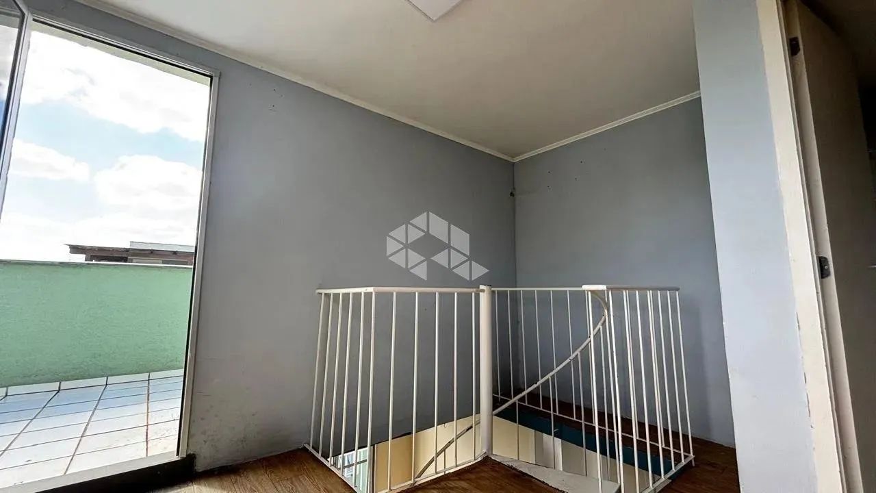 Cobertura com 3 dormitórios, churrasqueira e vaga de garagem por R$329.999. - Foto 5