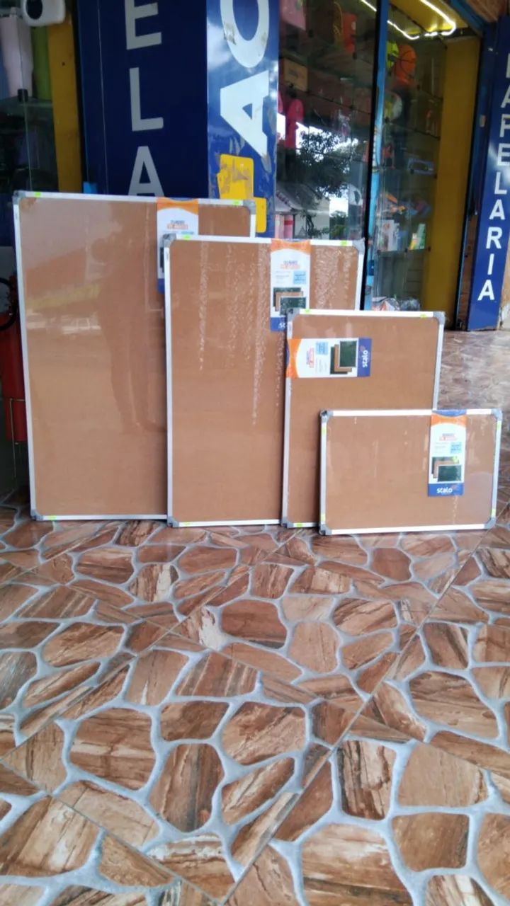 Quadros Brancos Stalo Original Cortiça Verdes e outros temos diversos quadros chama Barato - Foto 2