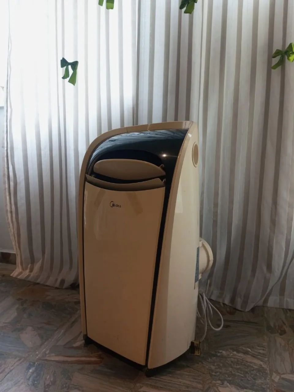 Ar condicionado portátil Midea  - Foto 2