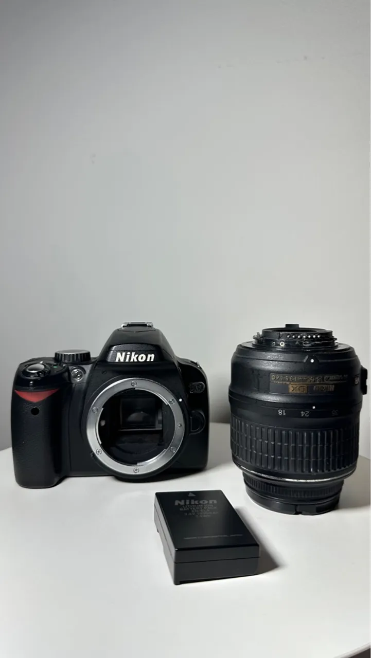 Câmera Nikon D60 com Lente e Bateria