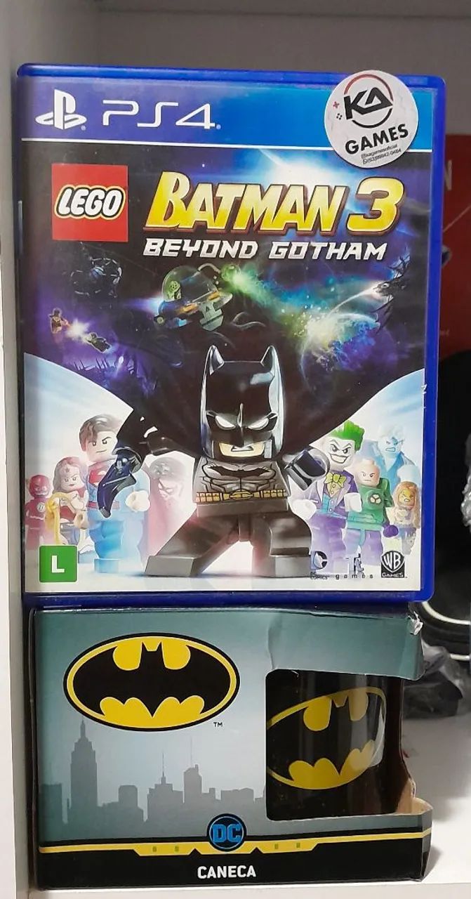 Lego Batman 3: Beyond Gotham PS4 + Caneca Batman