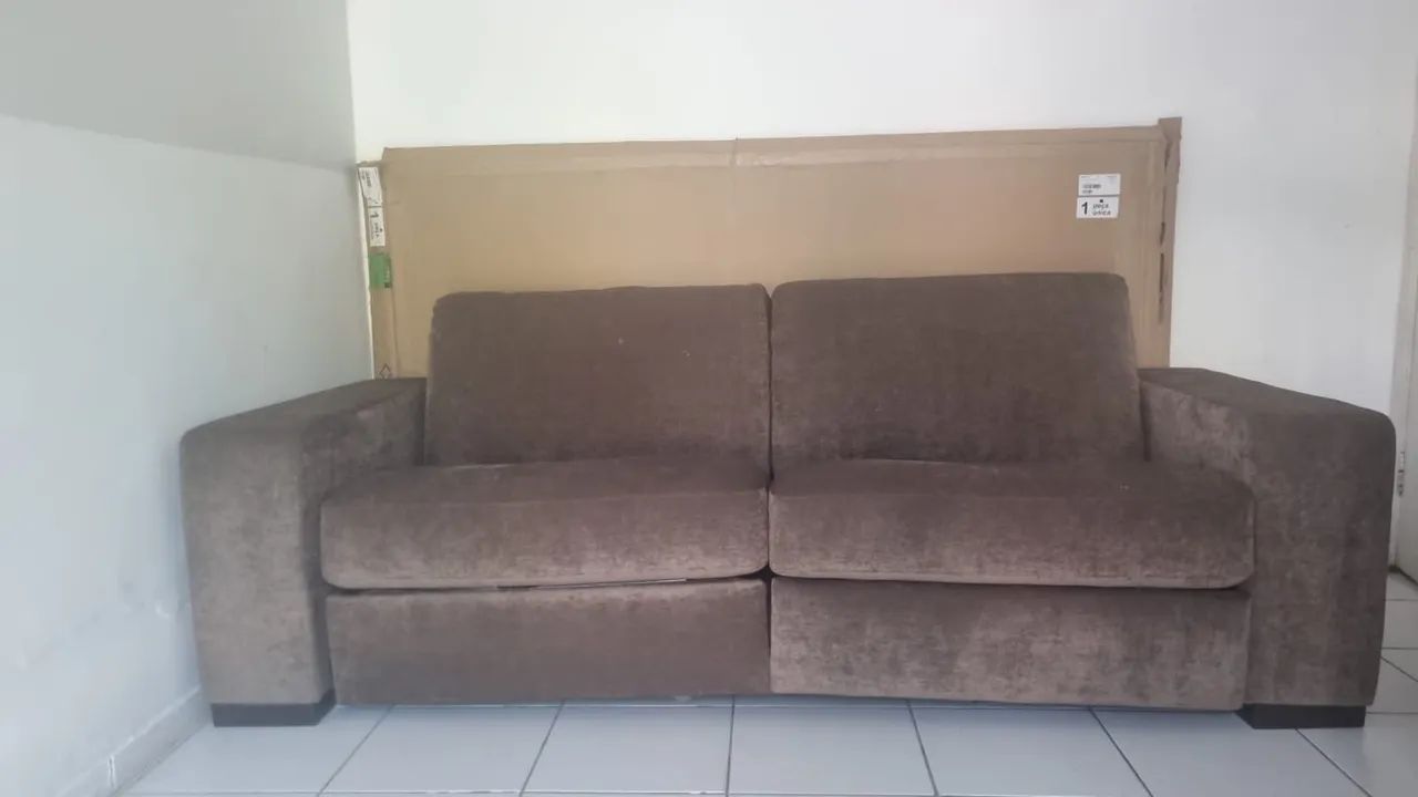Sofá Marrom Veludo - Foto 2