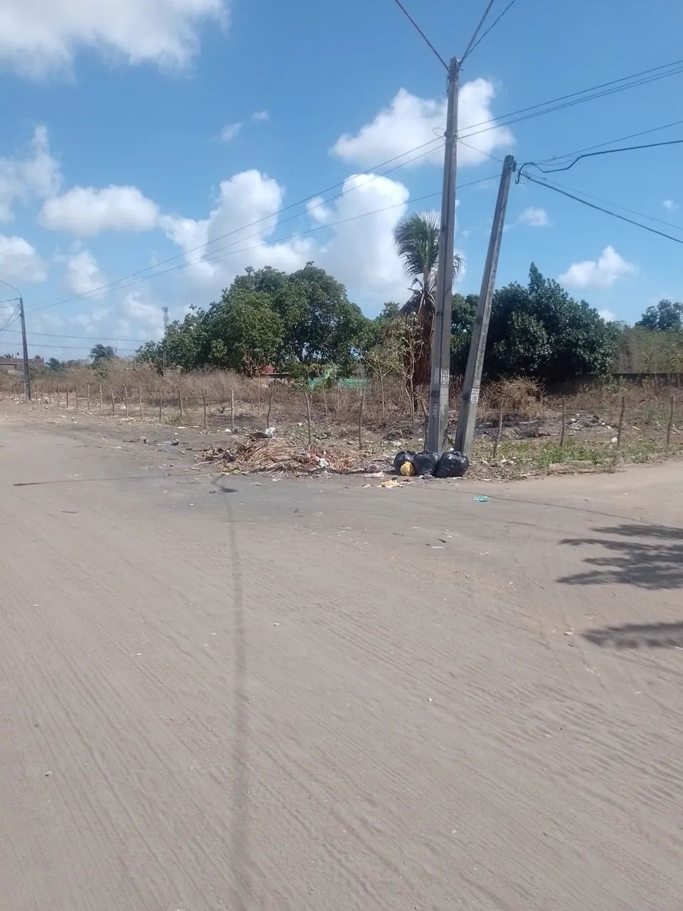 TERRENO CABEÇA DE QUADRA, EM NOVA ESPERANÇA, PARNAMIRIM.