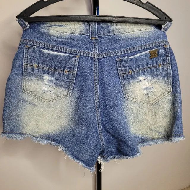Short jeans feminino despojado - Tamanho 38 - Foto 2
