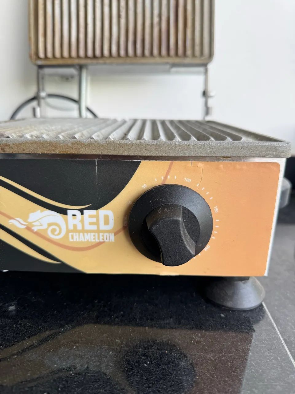 SANDUICHEIRA PRENSA ESTRIADA 35CM 220V