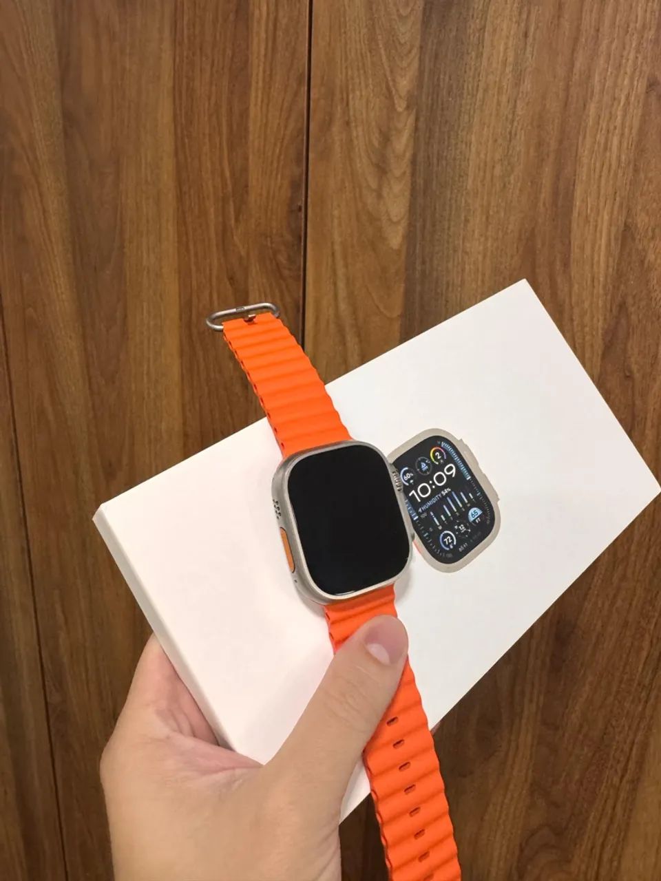 Apple Watch Ultra com Pulseira Laranja - Foto 2