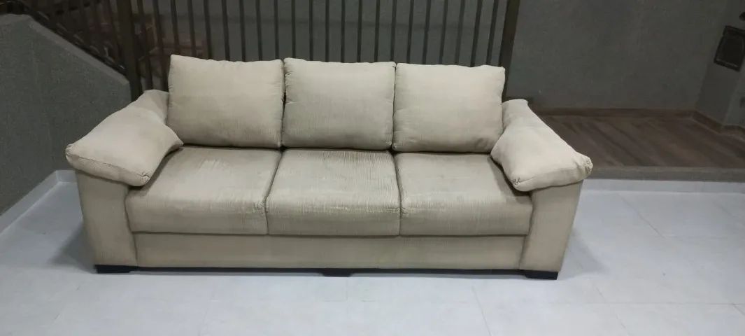 Three-seater sofa with professional cleaning!