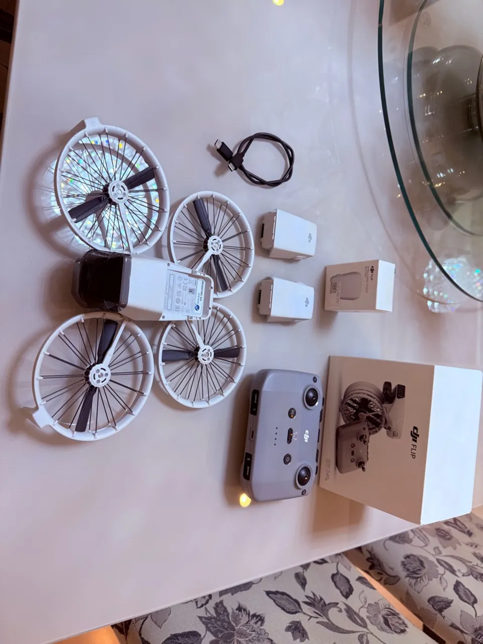 DRONE DJI FLIP - sem uso, duas baterias originais