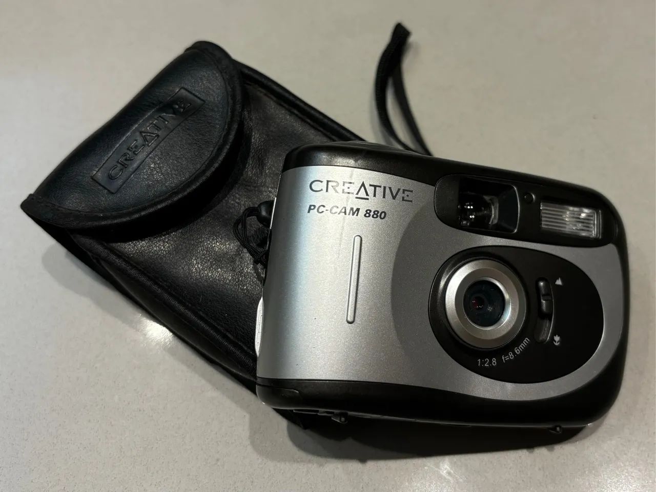Câmera fotográfica CREATIVE PC-CAM 880 