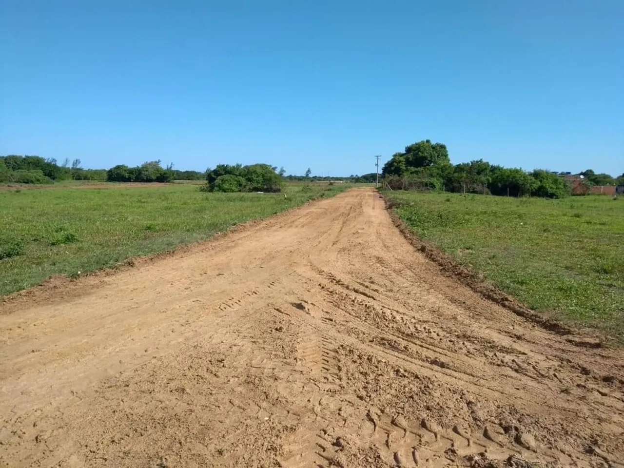 VENDO TERRENOS EM UNAMAR
