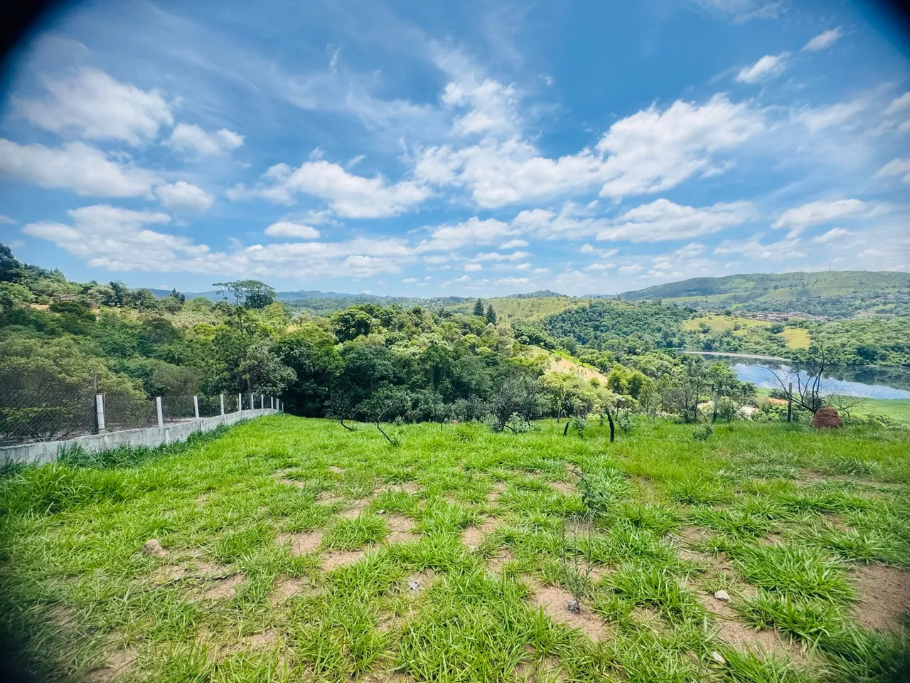 Terreno com vista espetacular para a natureza