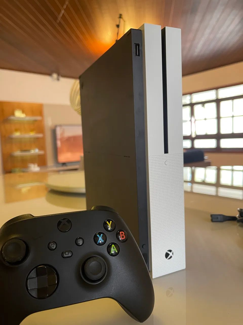 Xbox One S - 500gb - Foto 3