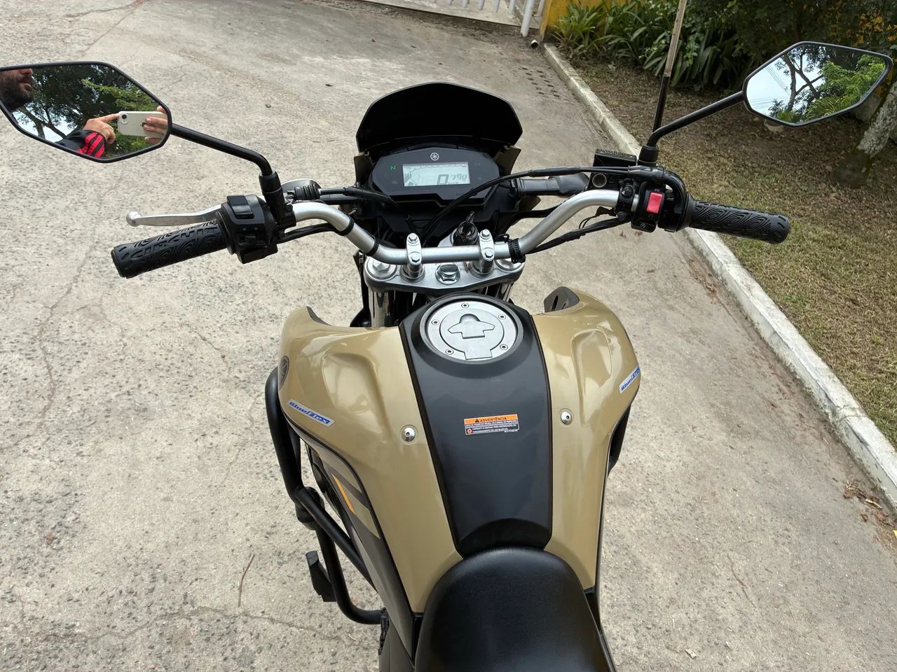 XTZ Lander 250 2023 - Foto 3
