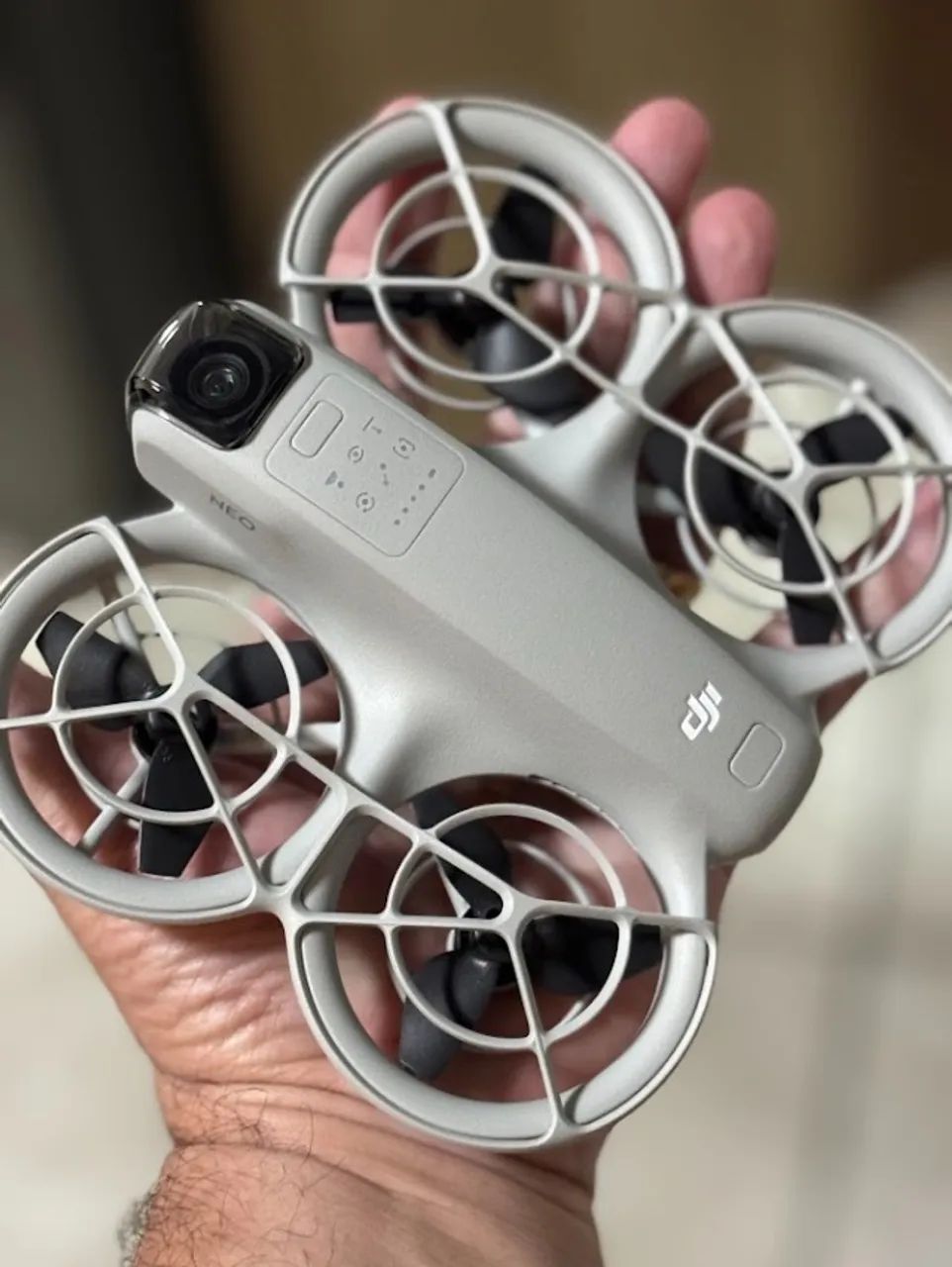  DRONE DJI NEO + CONTROLE + 3 BATERIAS + CASE - Foto 4