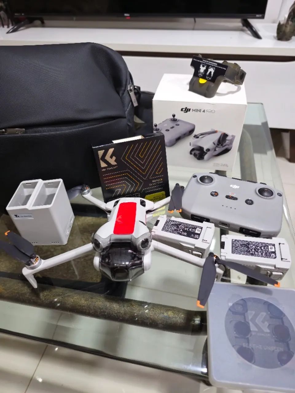 DJI Mini 4 Pro com 2 baterias originais e acessórios - Foto 3