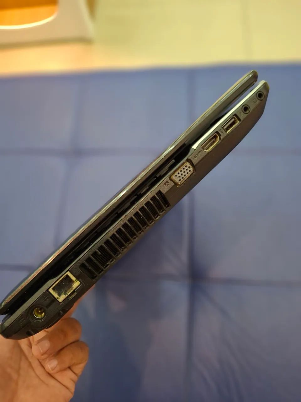 Notebook acer aspire E1 i3 2348M  - Foto 4