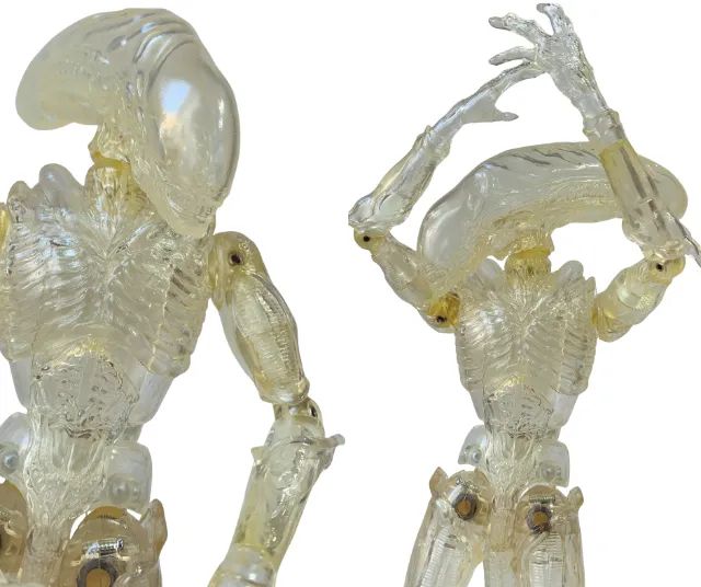 Boneco Alien - Limited Crystal Ver. Medicom Toy - Foto 2
