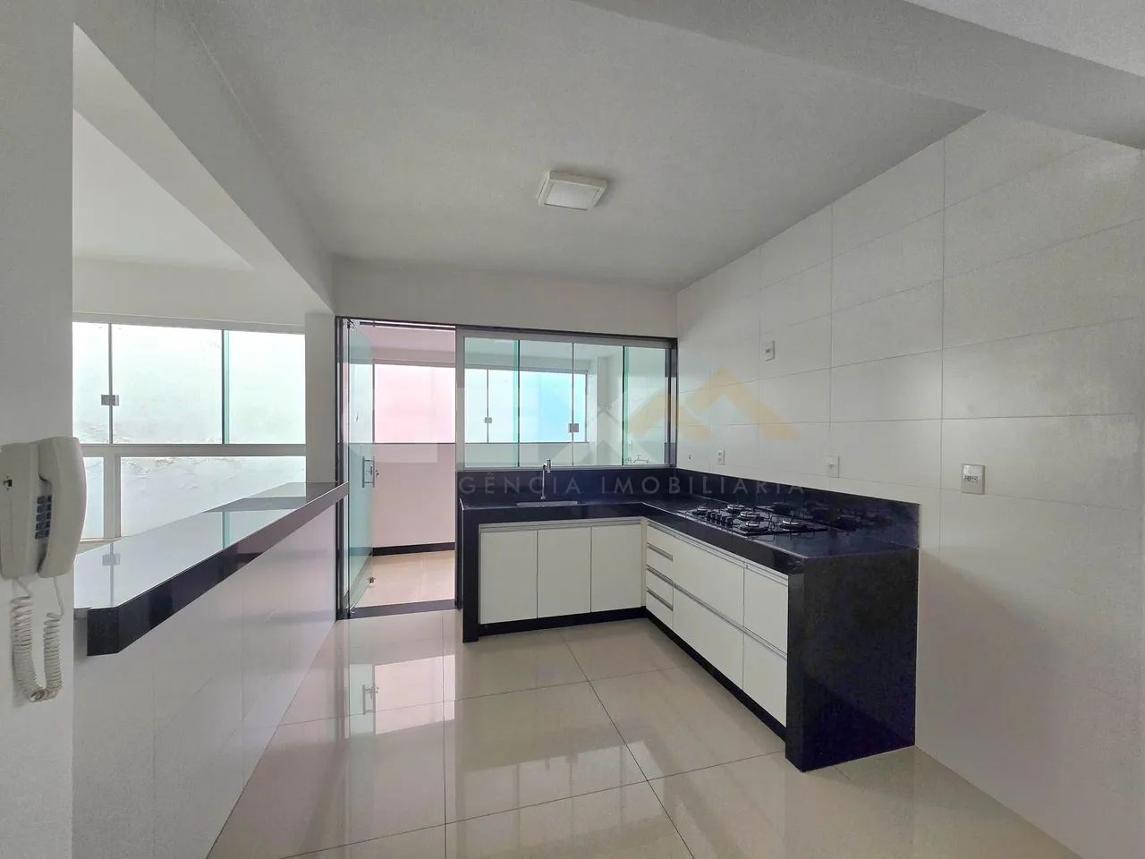Apartamento à Venda com 03 Quartos no Centro de Divinópolis MG. - Foto 4