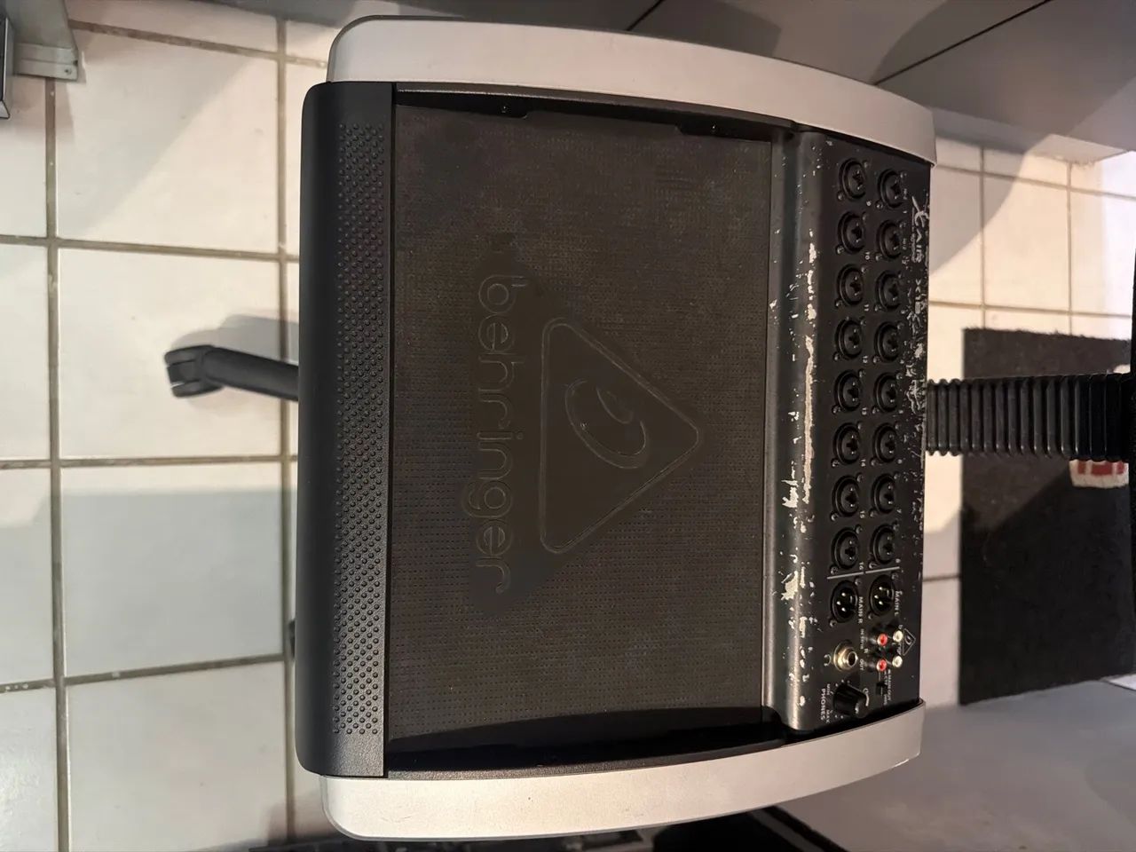 X18 Behringer 