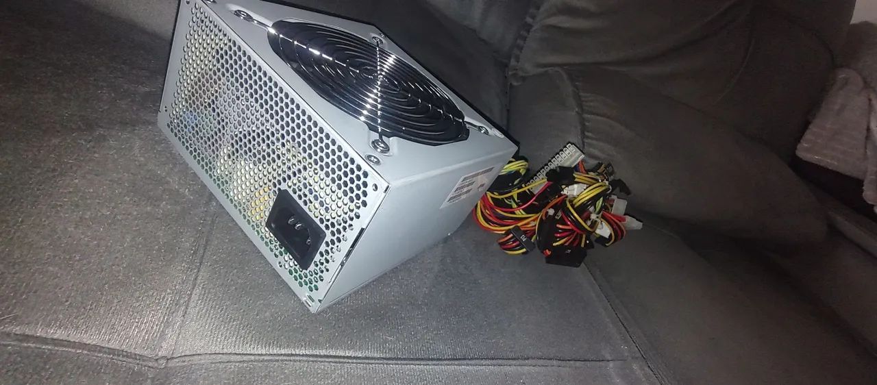 Fonte de Alimentação bivolt (Super micro) 500w
