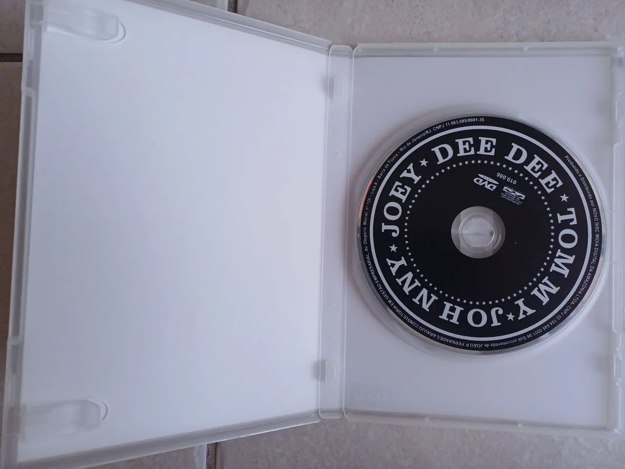 RAMONES - Live germany - DVD seminovo - Foto 4