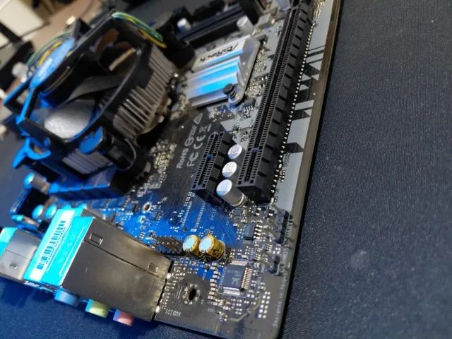 Kit i5 10400F + Placa Mae Asrock H510-HVS - Foto 2