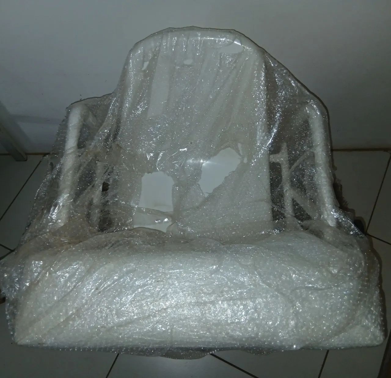 Vende-se cadeira retirada de sangue  - Foto 3