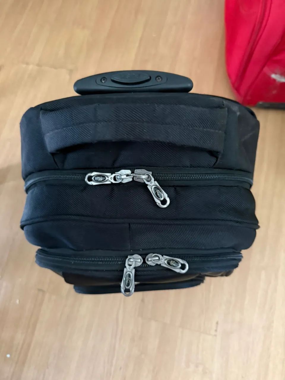 Mochila Executiva com rodinhas (alças e haste inclusas) - Foto 3