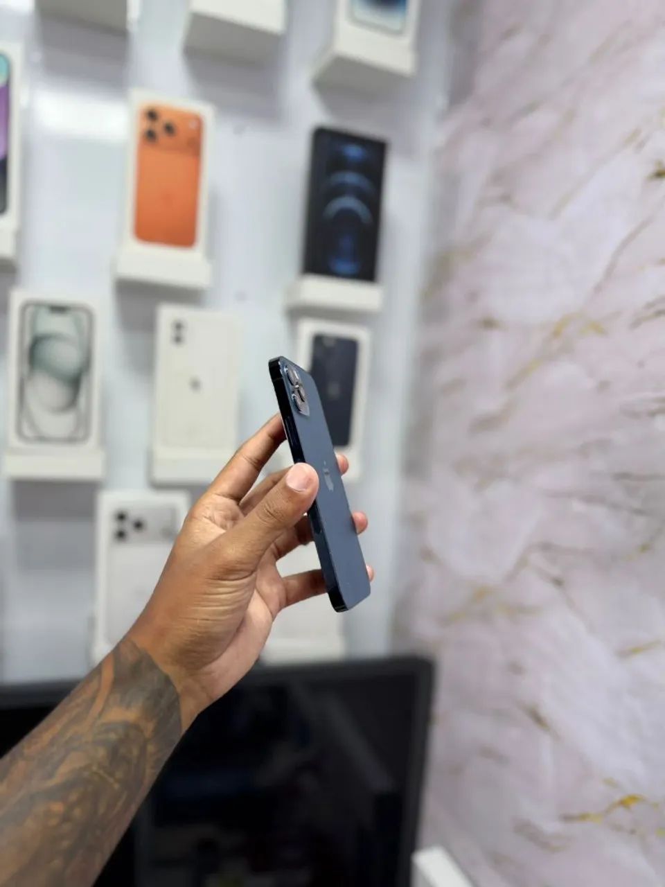 IPHONE 12 PRO 128GB<br>R$ 2.199,00 - Foto 2