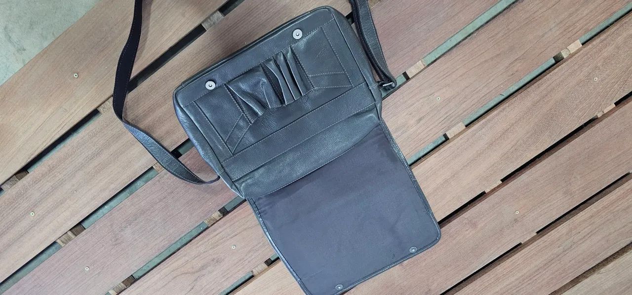 Bolsa Grande Executiva Porta Notebook Couro Sestini - Marrom - Foto 3