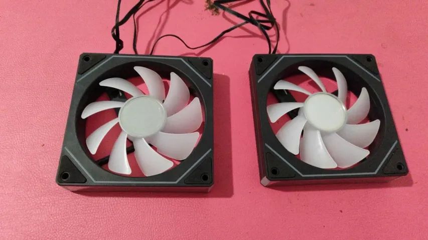 Ventosa para PC Ventila e Refrigere suu desktop - Foto 2