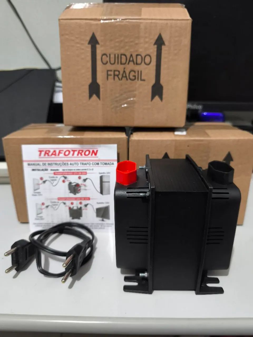 Transformador Universal 5000VA 110V ? 220V - Trafotron (Novo Lacrado) - Foto 2