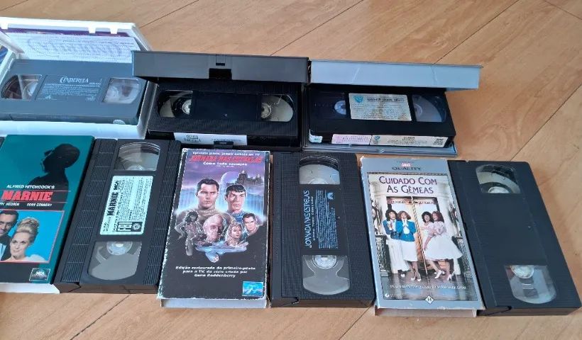 10 Filmes em VHS variados - Foto 4