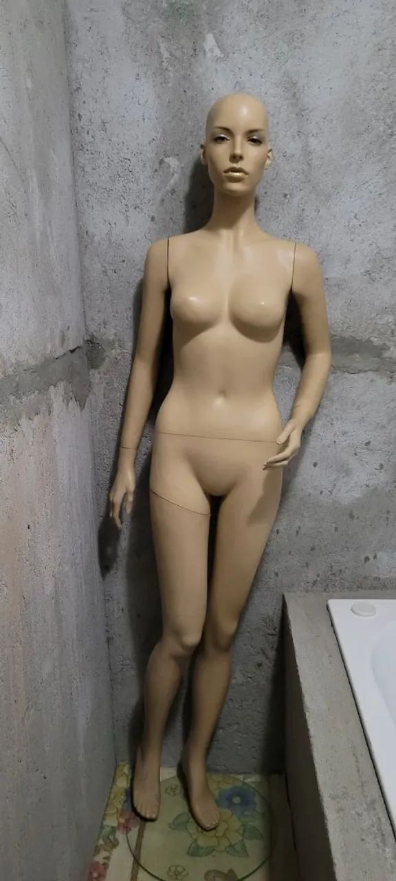 Manequim feminino 