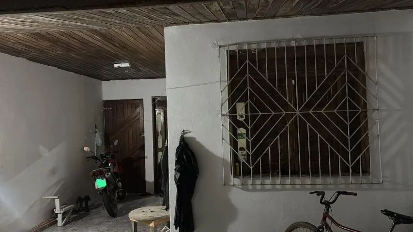 Vende-se casa a poucos metros do centro.  - Foto 3