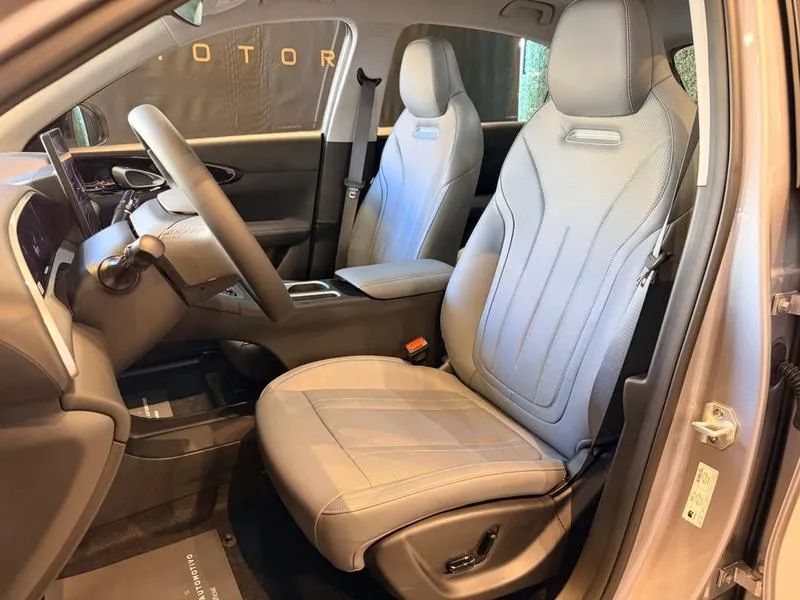 Geely EX2 Max 2026 - Foto 3